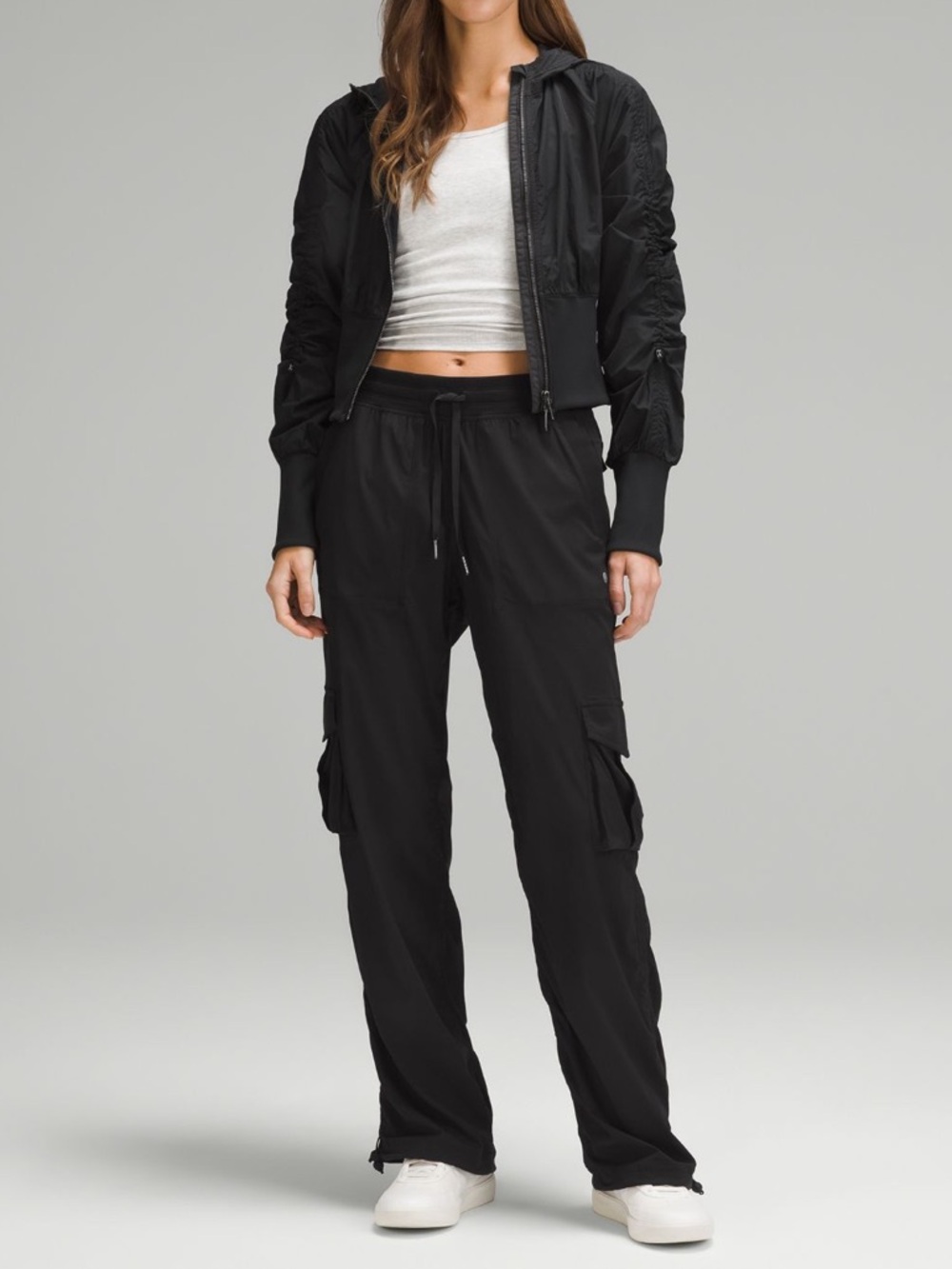 Lululemon ♥️  black - Dance studio relaxed- fit mid-rise Cargo Pant XS - Picture 2 of 8